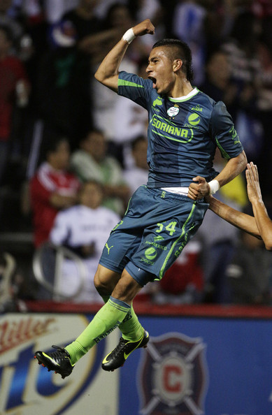 Joya+Benjamin+Santos+Laguna+v+Chicago+Fire+kjcBj6ZDTtHl